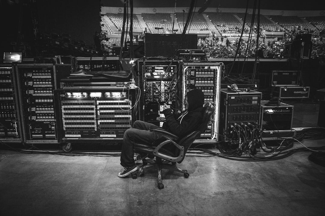 Selected 01 Musician Backstage Quiet Focus Optimized